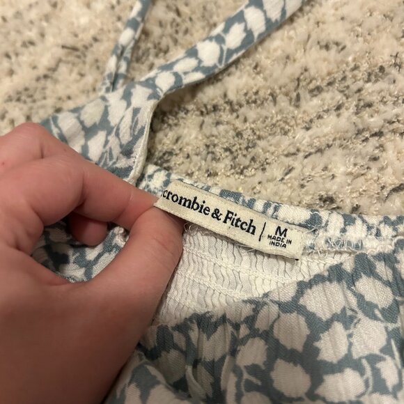 Abercrombie & Fitch Smocked Mini Dress! - Picture 4 of 7